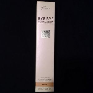 It Cosmetics Bye Bye Foundation, SPF 50